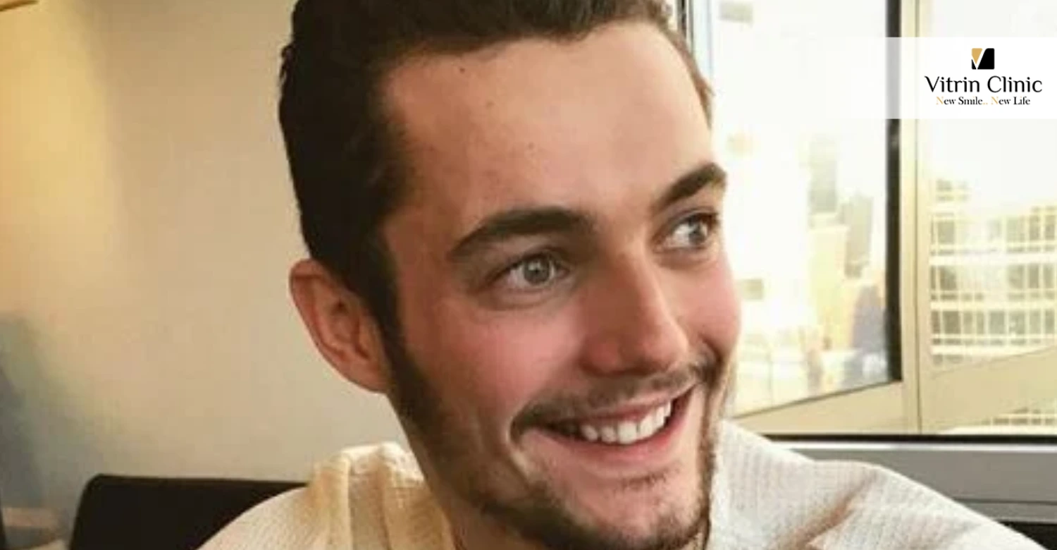 Sourire de Louis Sarkozy