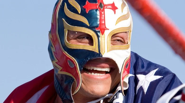 Rey Mysterio teeth